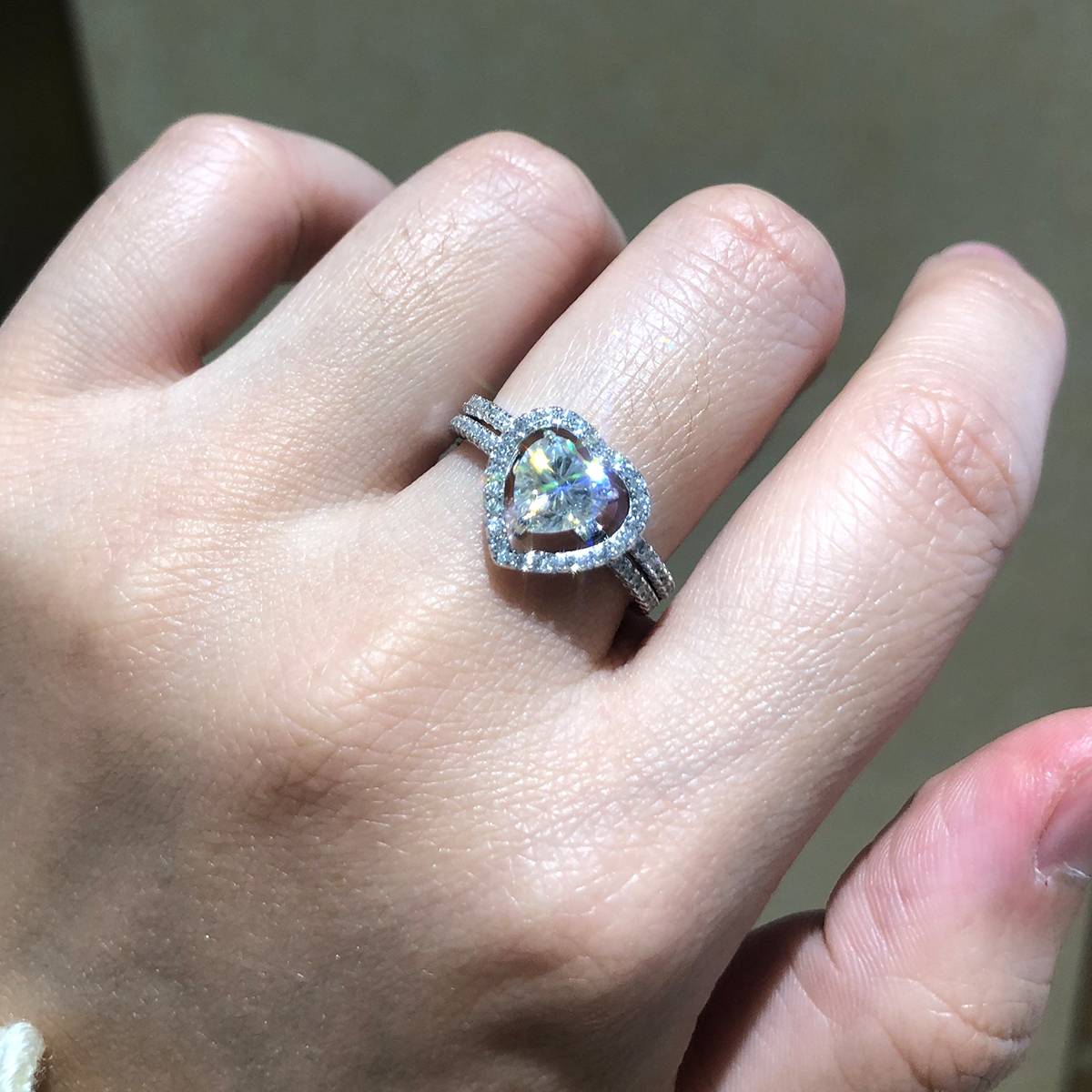 Double arm Heart Diamond Set S925 Silver Plated Platinum Women's Ring Customized Selection Main Stone Moissanite 1.0ct/Side Stone Cubic Zirconia